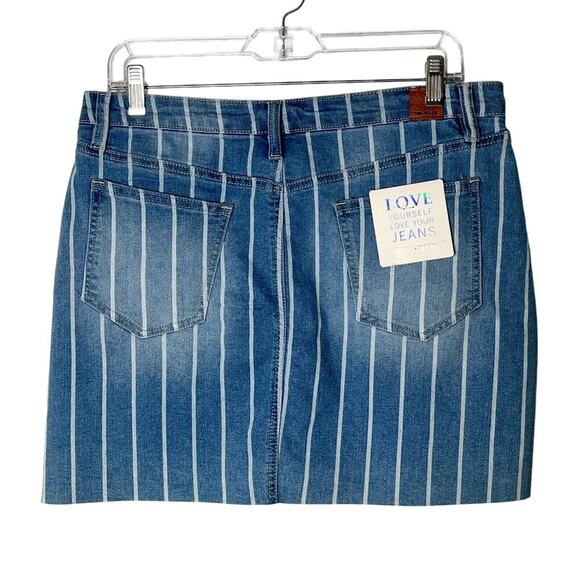YMI Jeans Women's Denim Mini Skirt Size 11 Striped Cut Off Mid Rise Blue NWT - Picture 2 of 6